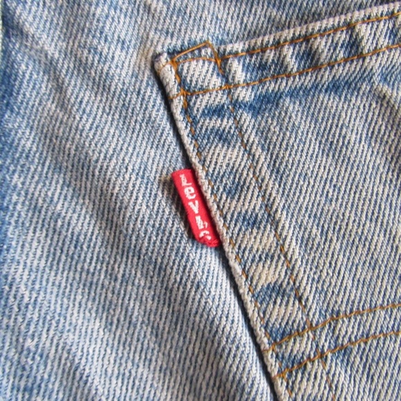 Levis Womens Fringe Denim Shorts 30 DIY Light Wash Side Slits Cutoffs Boho - Picture 8 of 9